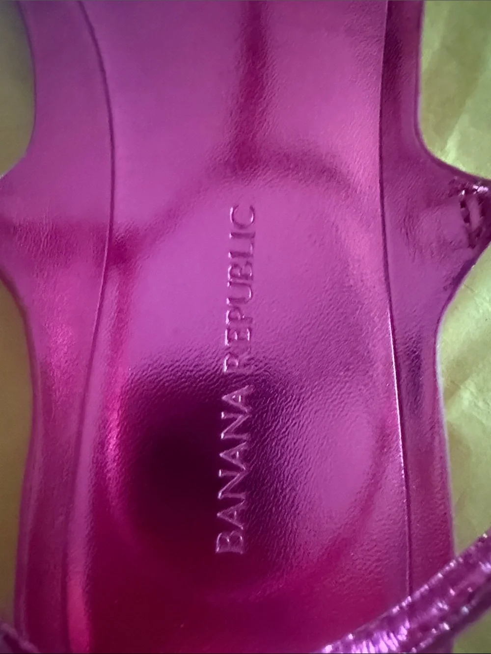 Banana Republic Metallic Fuchsia T-Strap Sandals